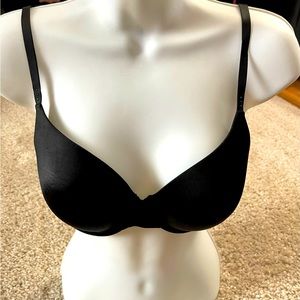 Victoria Secret black biofit padded full coverage bra